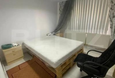 Apartament cu 5 camere decomandat în Micro 3 - 10