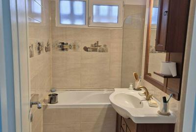Apartament cu 3 camere semidecomandat în Central - 7