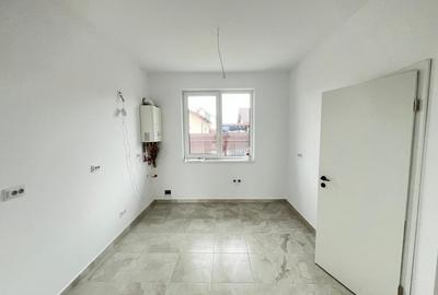 Duplex cu 4 camere cu Canalizare în Sânpetru - 7