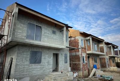 Casă cu 5 camere cu Teren 300 Mp în Central - 9