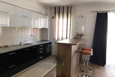 Apartament cu 2 camere semidecomandat, mobilat în Bună Ziua
