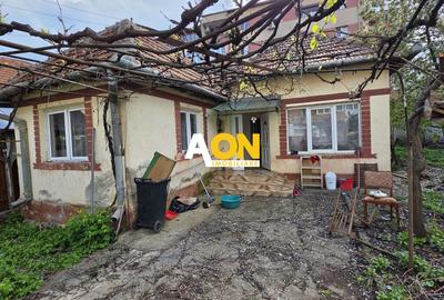 Casă individuală cu 2 camere cu Canalizare în Cetate - 1