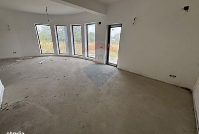 Casă cu 8 camere cu Teren 520 Mp în Balotești - 10