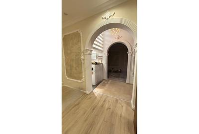 Casă individuală cu 8 camere cu Canalizare în P-ța Unirii - 5