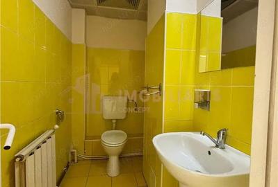 Spațiu comercial, de 148 mp, în Central - 3