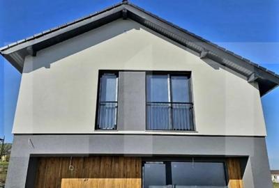 Casă cu 4 camere cu Teren 524 Mp în Central - 2