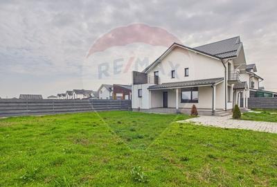 Casă cu 5 camere cu Teren 559 Mp în Samurcași - 3