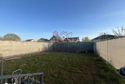 Casă cu 3 camere cu Teren 450 Mp în Moșnița Nouă