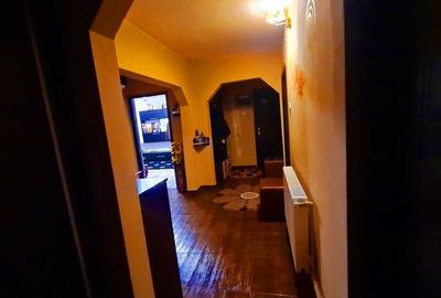 Apartament cu 4 camere decomandat în Central - 7