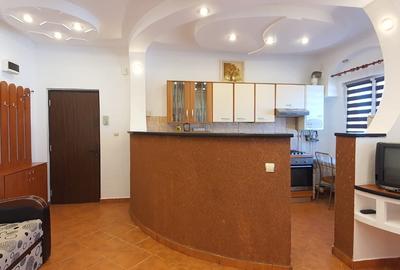 Vand apartament de 2 camere,la mansarda, etaj 5,situat in Valea Aurie,50m+balco - 1