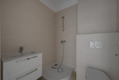 APARTAMENT CU TERASA GENEROASA SI VEDERE UNICA CATRE LAC - 10