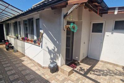 De inchiriat muncitori sau sezon casa 5 cam 2Mai - 1