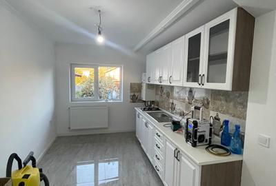 Apartament cu 3 camere în Central - 1