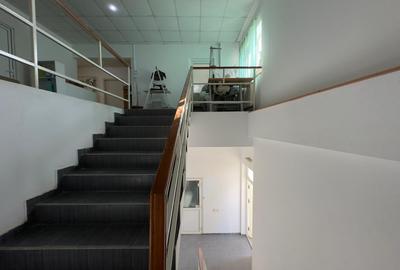 Spațiu comercial, de 1,000 mp, în Baza 3 - 25