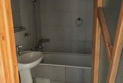 Apartament cu 2 camere decomandat în Mircea-Vodă - 4