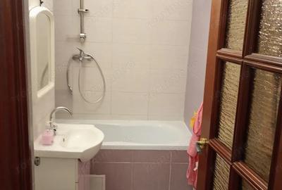 Vand apartament 3camere, decomandat, parter inalt,zona decebal - 5