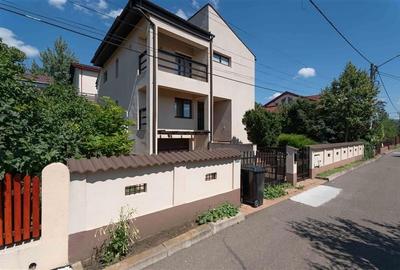 Casa de lux in Bucium, mobilata si utilata complet Casa de lux in Bucium, mobilata si utilata complet - 2