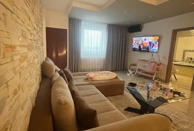 Apartament cu 3 camere decomandat în Brătianu - 1