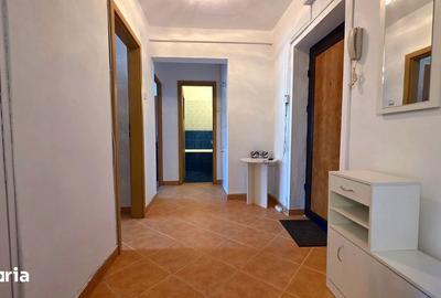 Apartament cu 2 camere decomandat în Tomis III - 3