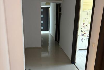 Apartament cu 4 camere decomandat în Central - 1