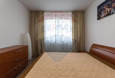 Apartament cu 2 camere decomandat, mobilat în Tractorul - 10