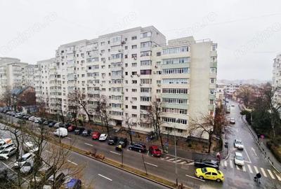 Garsonieră decomandată, mobilată în 1 Mai - 12