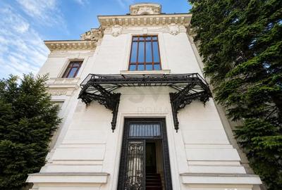 Casă cu 11 camere cu Teren 2100 Mp în Romană - 4