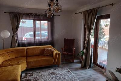 Casă cu Teren 950 Mp în Central - 2