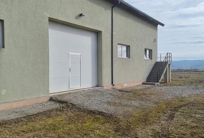 Spațiu comercial, de 10,000 mp, în Central - 7