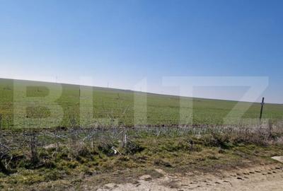 Teren intravilan cu o suprafata 1500 mp in zona Metro - 2