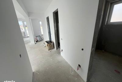Apartament cu 3 camere în Florești