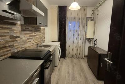 Inchiriez ap. 2 camere decomandat - 7