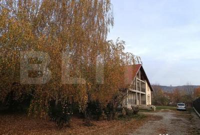 Casă cu 3 camere cu Teren 1300 Mp în Central - 5