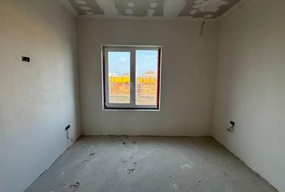 Apartament cu 3 camere decomandat în Torontalului - 11