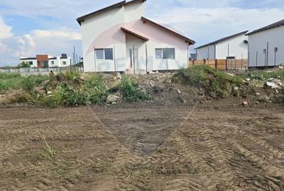 Teren Construcții intravilan de 539 mp, în Sânpetru - 1