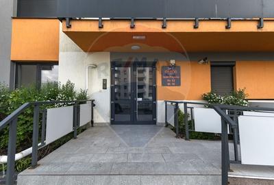 Apartament cu 2 camere decomandat, mobilat în Tractorul - 18