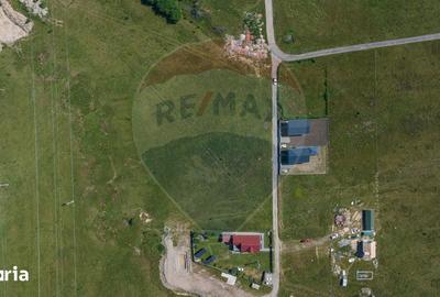 Teren de 4800 mp, în Central - 8