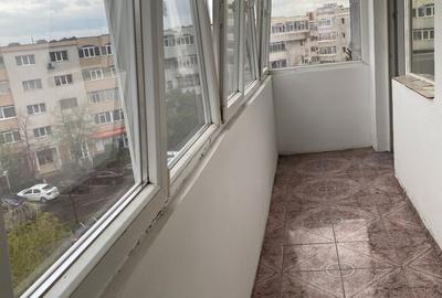 Garsonieră decomandată în Exercițiu - 4