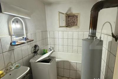 Casă cu 3 camere cu Teren 2400 Mp în Livada - 2