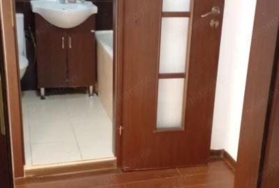 Apartament cu 3 camere semidecomandat, mobilat în Valea Oltului - 18