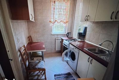 Apartament cu 2 camere decomandat în Colentina