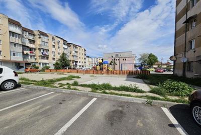 Teren intravilan - 250 mp - str. Constructorilor - zona CAM - 7