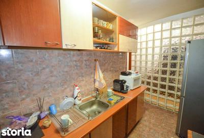 Apartament cu 2 camere decomandat, mobilat în Vitan - 10