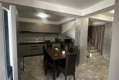 Casă individuală cu 5 camere cu Canalizare în Central - 3