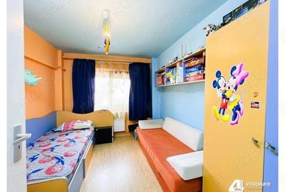 Apartament cu 4 camere semidecomandat în Micălaca - 4