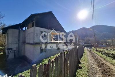 Casă cu 4 camere în Șuvița - 8