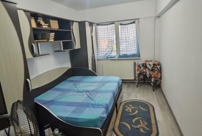 Apartament cu 3 camere decomandat în Orizont - 3