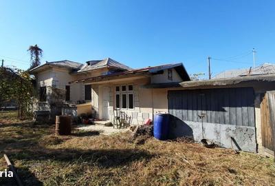 Casă cu 4 camere cu Teren 7720 Mp în Șirna - 7