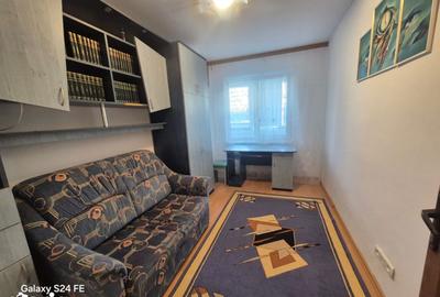 Apartament cu 3 camere în Central - 13