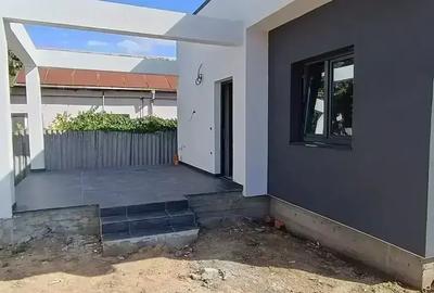 Casă cu 3 camere cu Canalizare în Afumați - 13